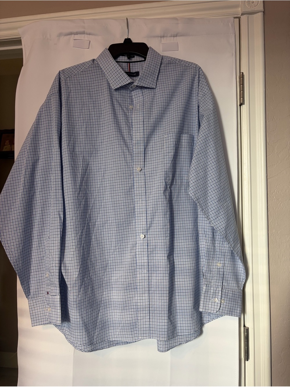 Tommy Hilfiger long-sleeve dress shirt